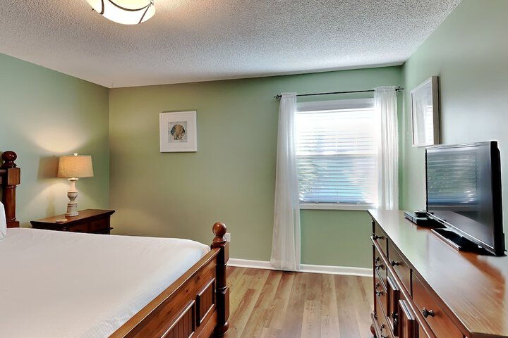 Room 54 of 73