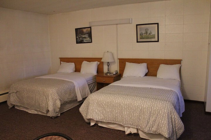Room 25 of 27