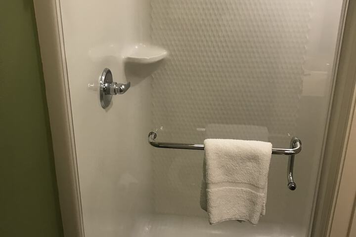Room 35 of 86