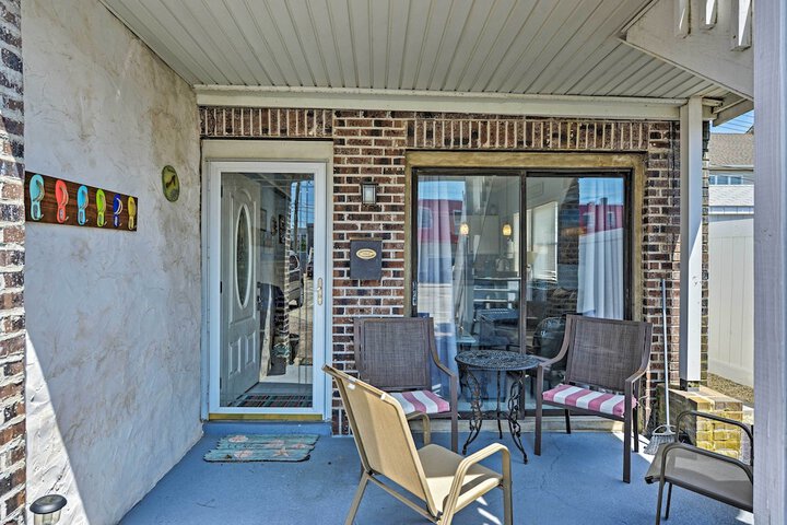 Walk to Beach: Coastal Brigantine Condo w / Patio!