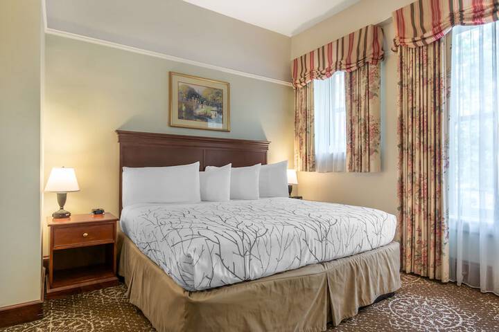 Room 21 of 39