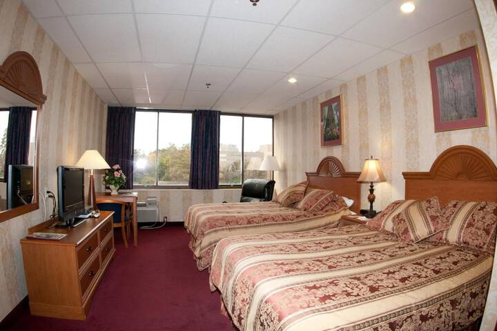 Room 14 of 32
