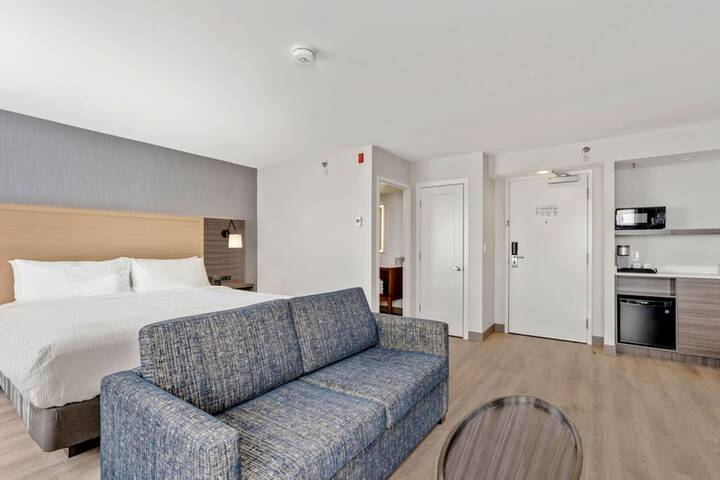 Room 59 of 134