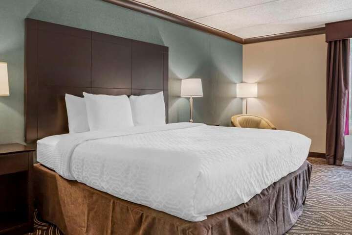 Kingston Regency Inn