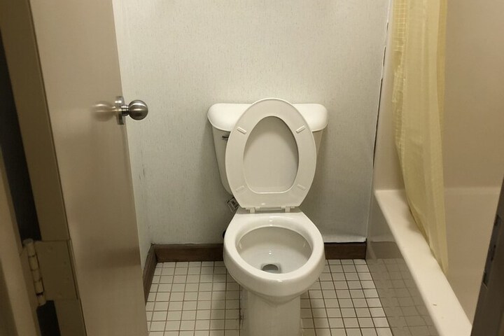 Room 27 of 56
