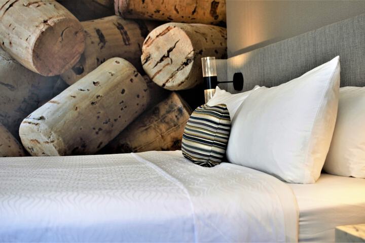 Hotel Indigo Napa Valley by IHG