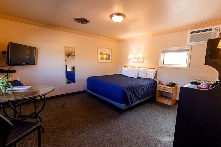 Room 38 of 83