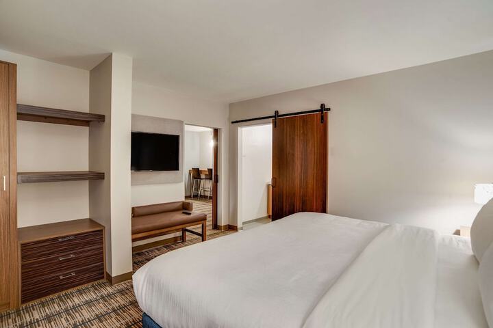 Room 31 of 39