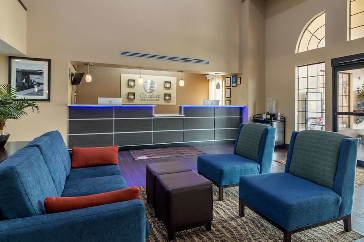 Hotel Interior 10 of 32