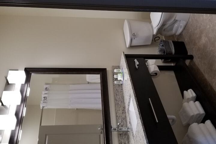 Room 31 of 38
