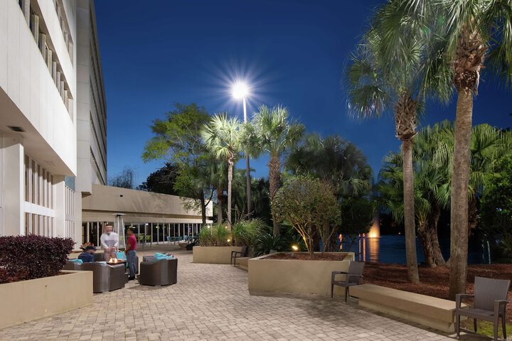Hotel 8 of 72