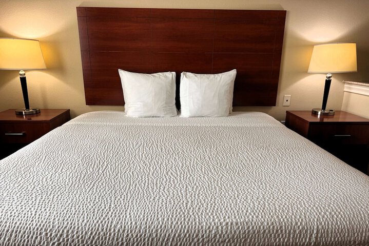 Room 17 of 50