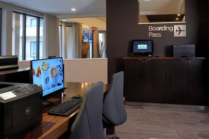 Courtyard by Marriott Detroit Metropolitan Airport Romulus