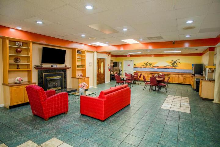 OYO hotel Greensboro east I 40