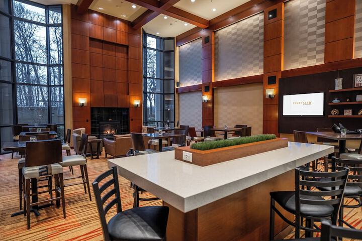 Courtyard by Marriott Seattle Sea-Tac Area