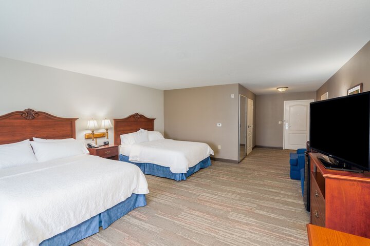 Room 10 of 29