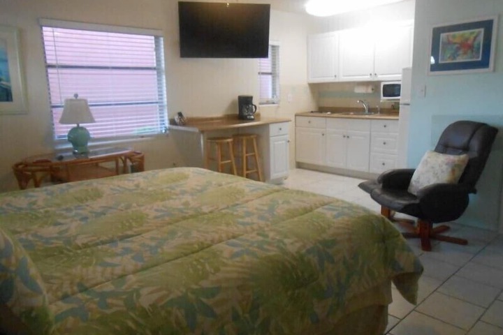 Room 60 of 79