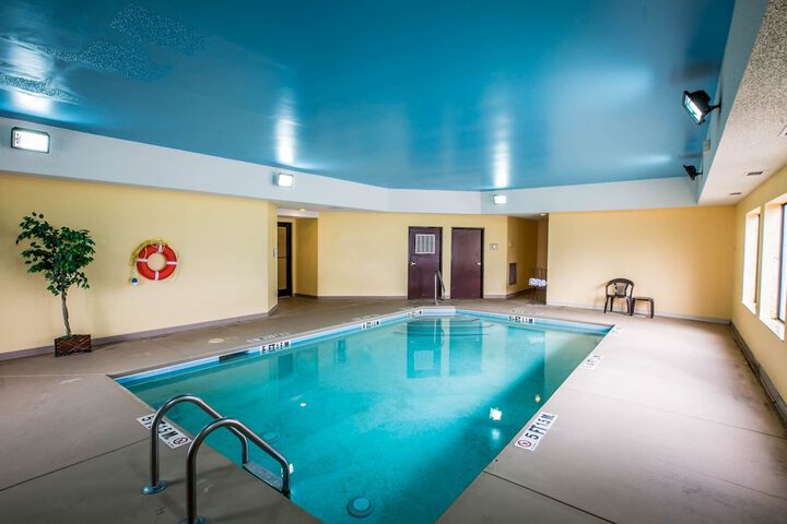 Pool 2 of 24