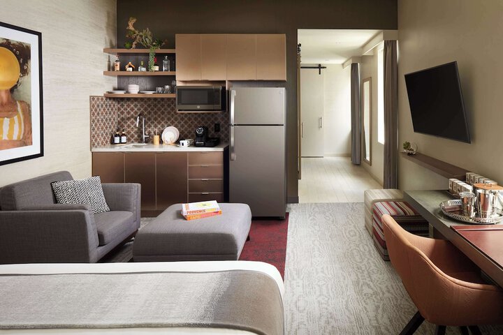 THesis Hotel Miami Coral Gables Curio Collection by Hilton
