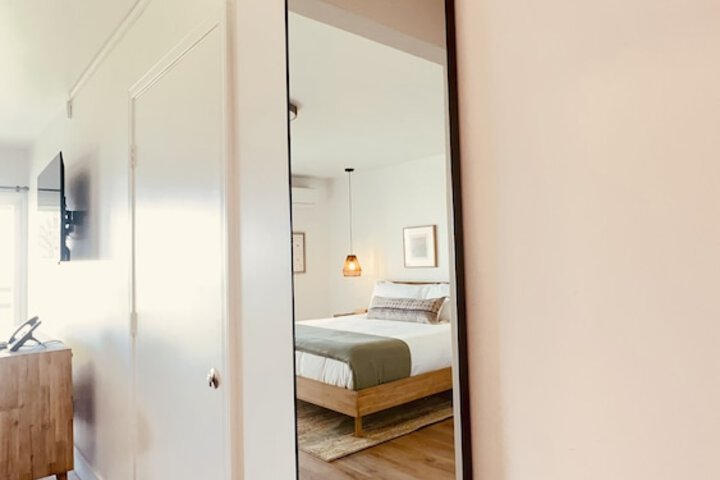 Room 29 of 64