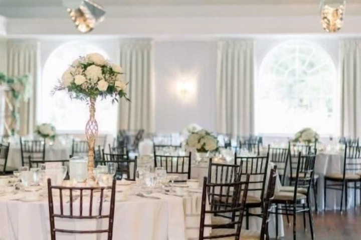 The Colonial Hotel