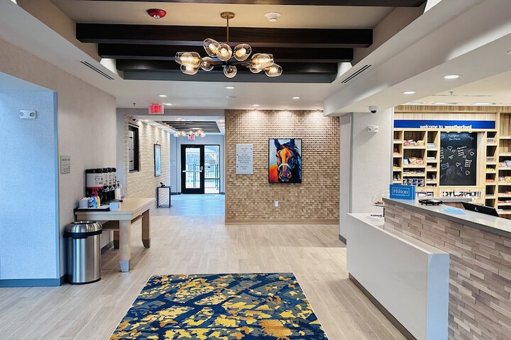 Hampton Inn & Suites Weatherford