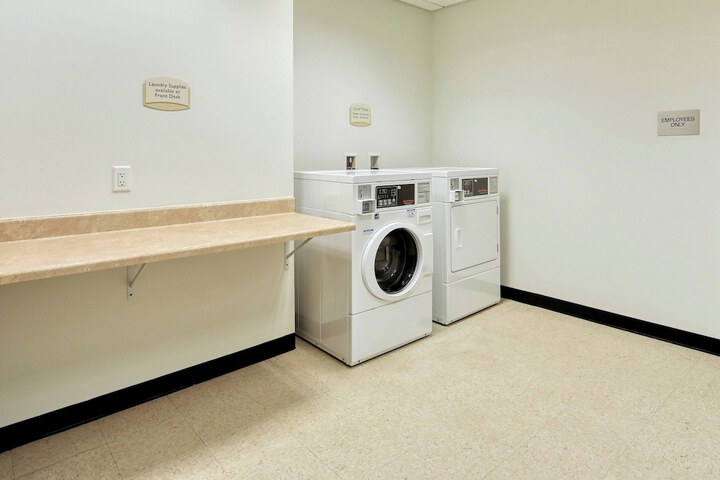 Fairfield Inn & Suites by Marriott Harrisburg West