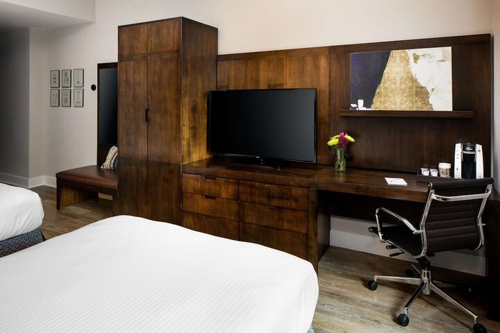Room 14 of 53