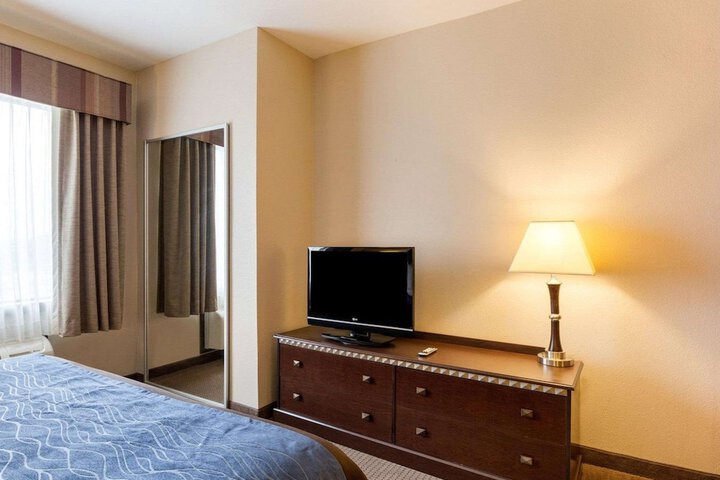 Comfort Inn & Suites Winnie