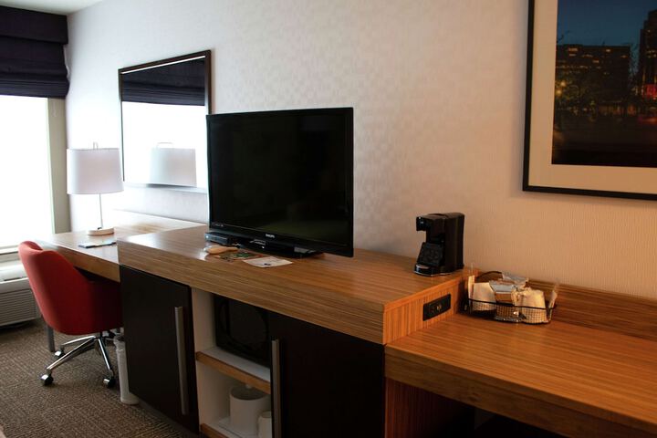 Room 14 of 28
