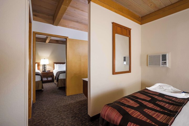 Room 21 of 47