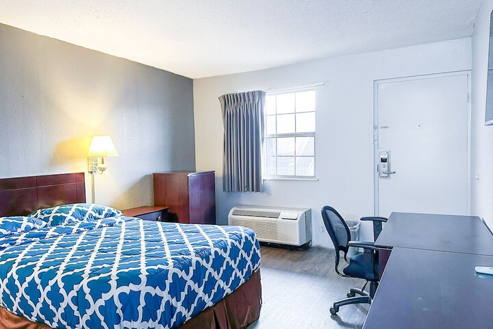 Room 41 of 58