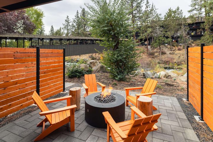 Riverhouse Lodge