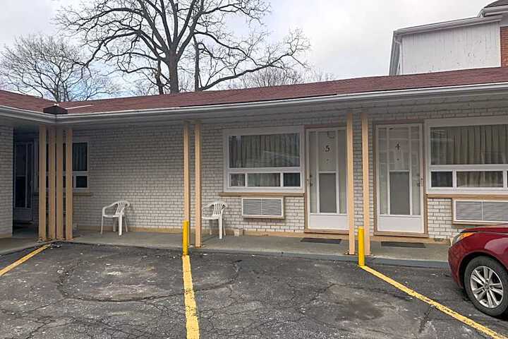 Lucien Motel