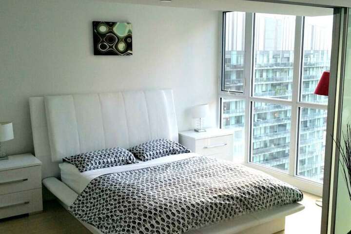 Room 12 of 14