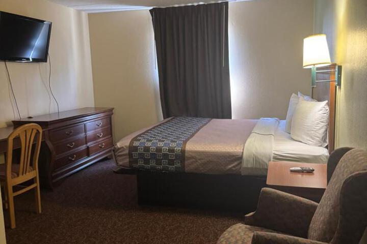 Emerald Inn