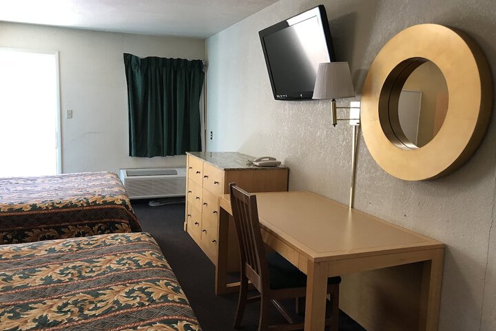 Budget Inn