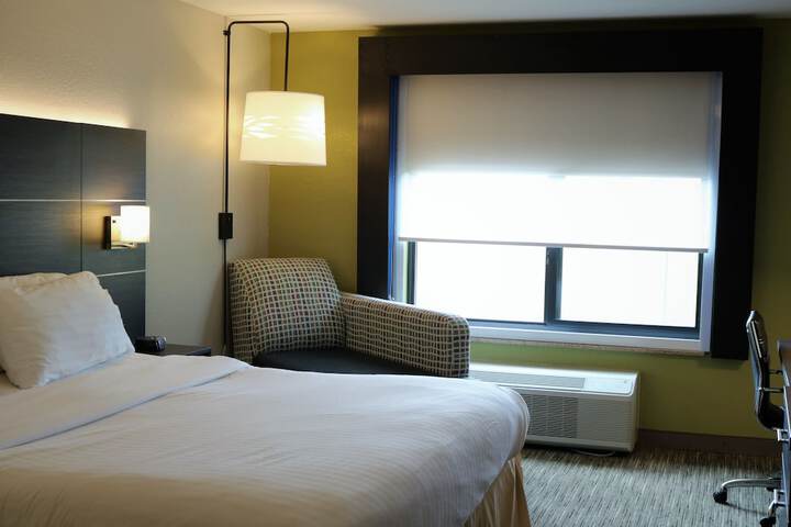 Room 14 of 45