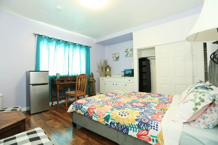 Independent Suite