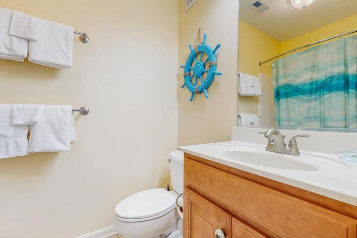 Bayside Resort -31568 Winterberry Pkwy. #305