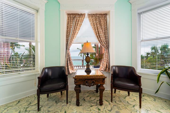 Southernmost House - Adult Exclusive