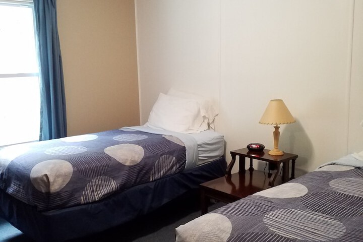 Room 49 of 127