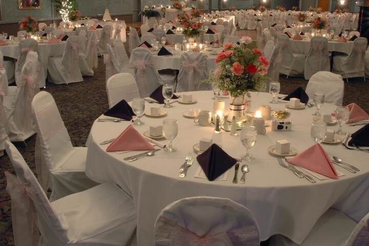 Ballroom/Hall 32 of 35