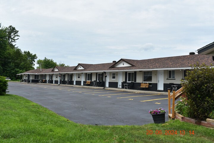 Hotel 13 of 141