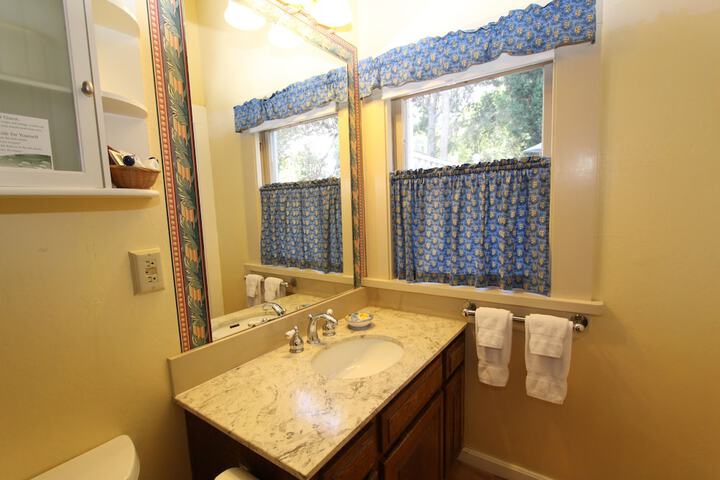 Room 40 of 72