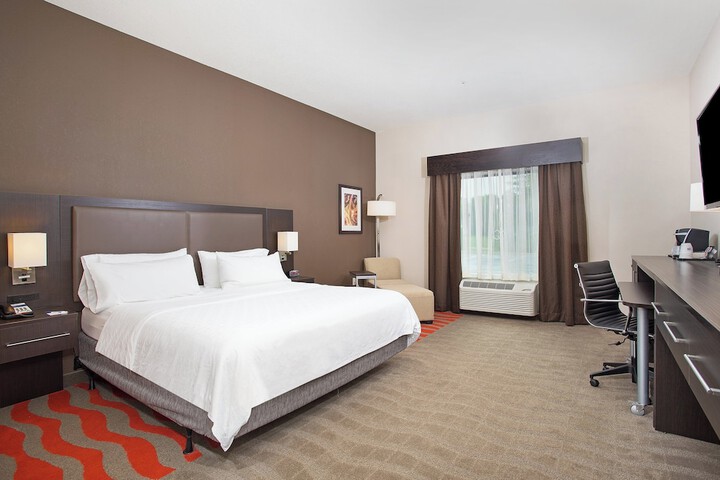 Holiday Inn Express & Suites Glasgow by IHG