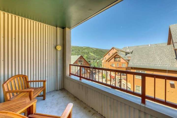 1 Bedroom Mountain Condo in River Run Village with Beautiful Mountain Views and Walking Distance to Ski