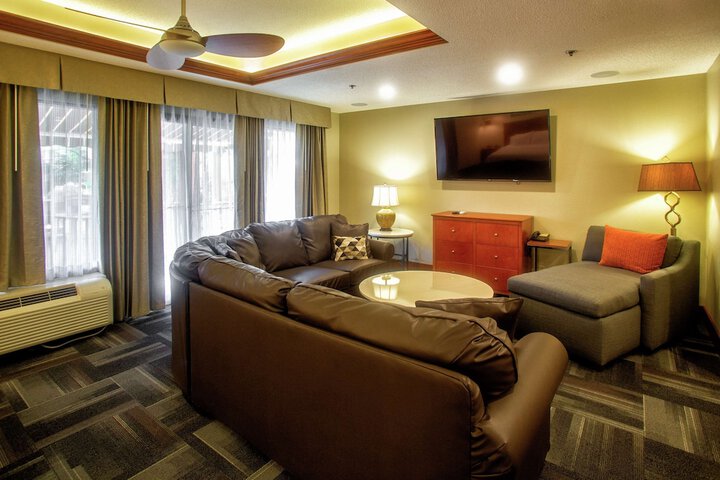 Room 19 of 57