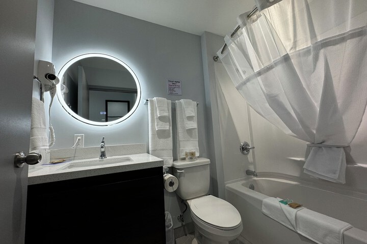 Room 40 of 59