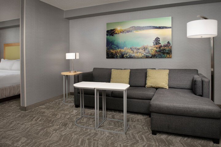 Room 22 of 65